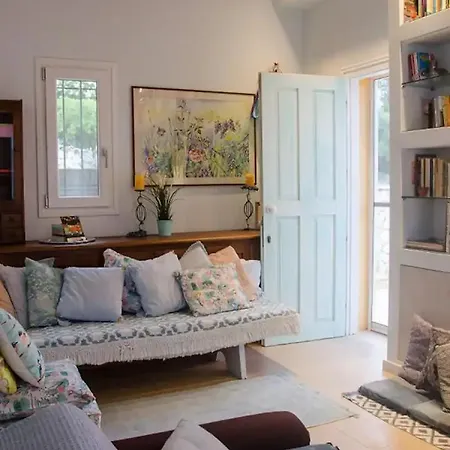 빌라 Place In The Sun Villa, 고우비아