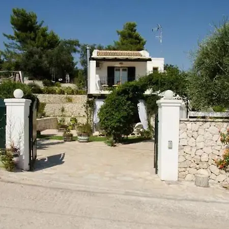 빌라 Place In The Sun Villa, 고우비아