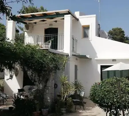 Place In The Sun Villa, 고우비아