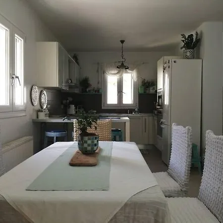 빌라 Place In The Sun Villa, 고우비아