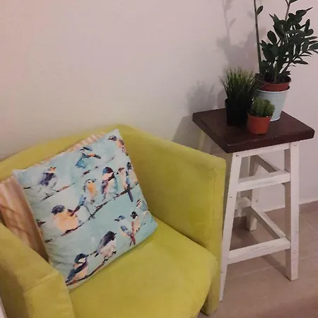 Place In The Sun Villa, 빌라 고우비아