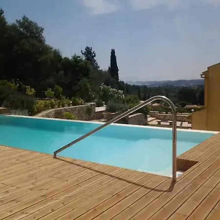 Place In The Sun Villa, * 古维亚