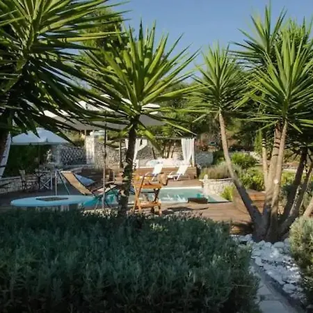 Place In The Sun Villa, Villa